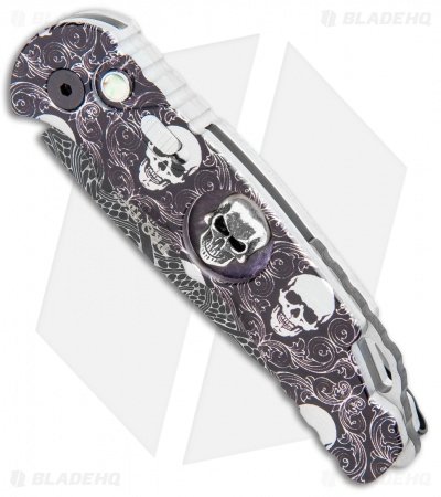 Protech-TR-5-Skull-Tactical-Response-Auto-Skull-Fluer-De-Lis-Damascus-BHQ-107364-jr-spine.jpg