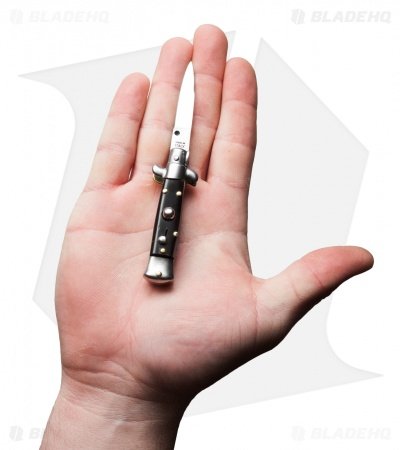 skm-4in-stiletto-dark-horn-swedge-hand-cm.jpg